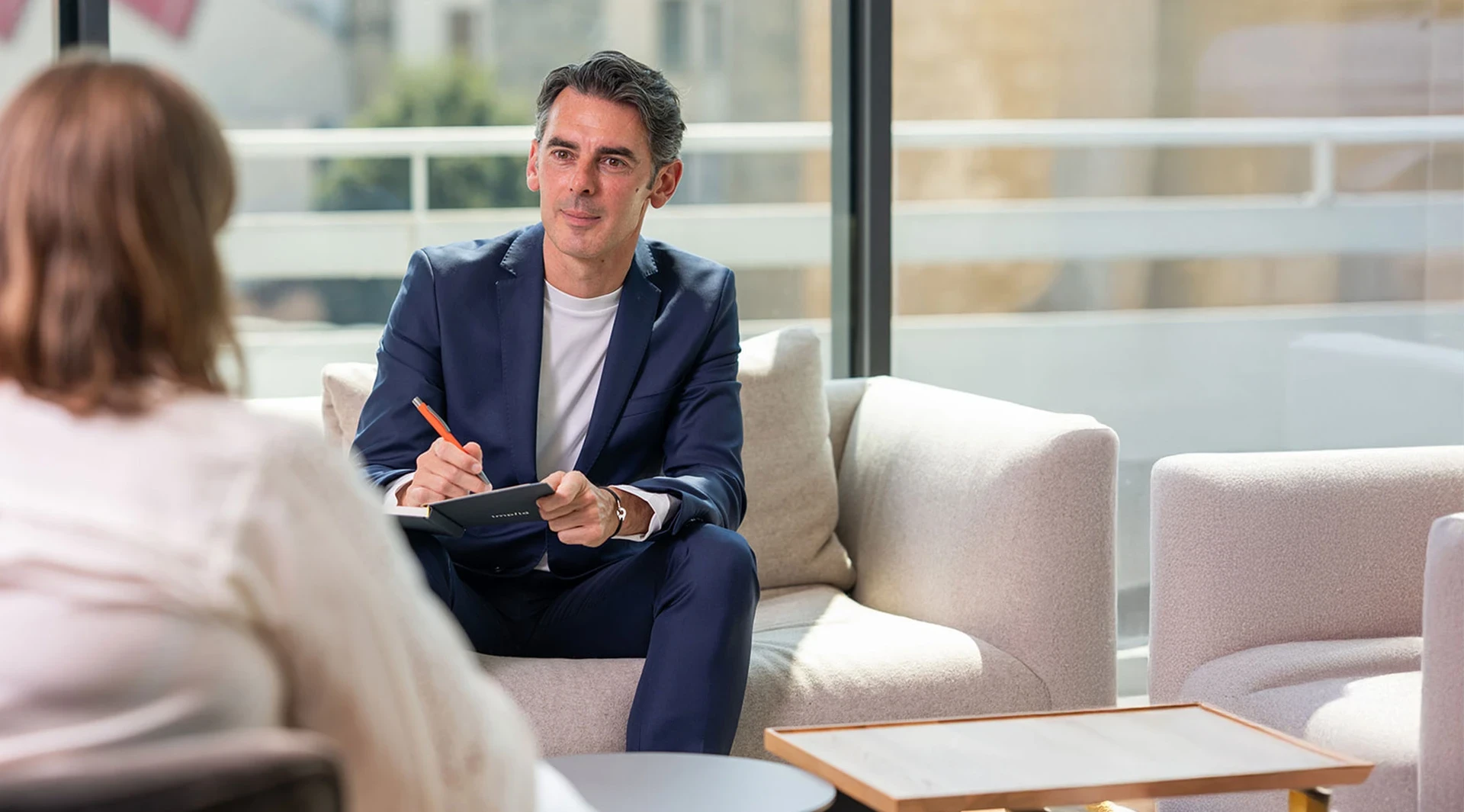 Des solutions sur-mesure pour anticiper, maîtriser et optimiser vos enjeux de droit social