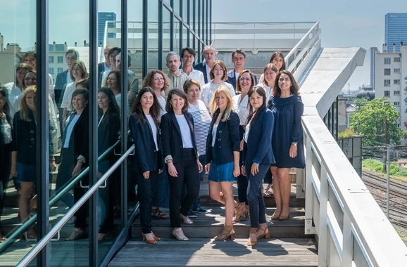 Une équipe d’avocats-formateurs à vos côtés